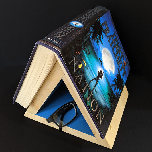 Triangle Book Stand