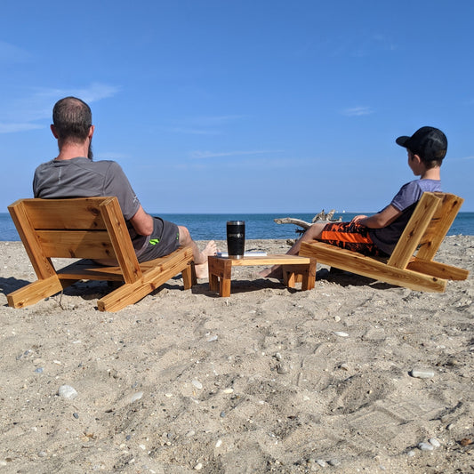 Goderich Sunset Beach Chair and Table Set