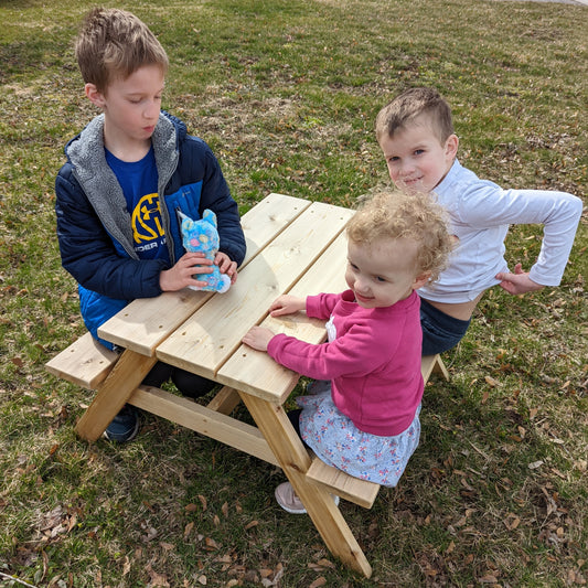 Kid's Picnic Table (Pre-School)