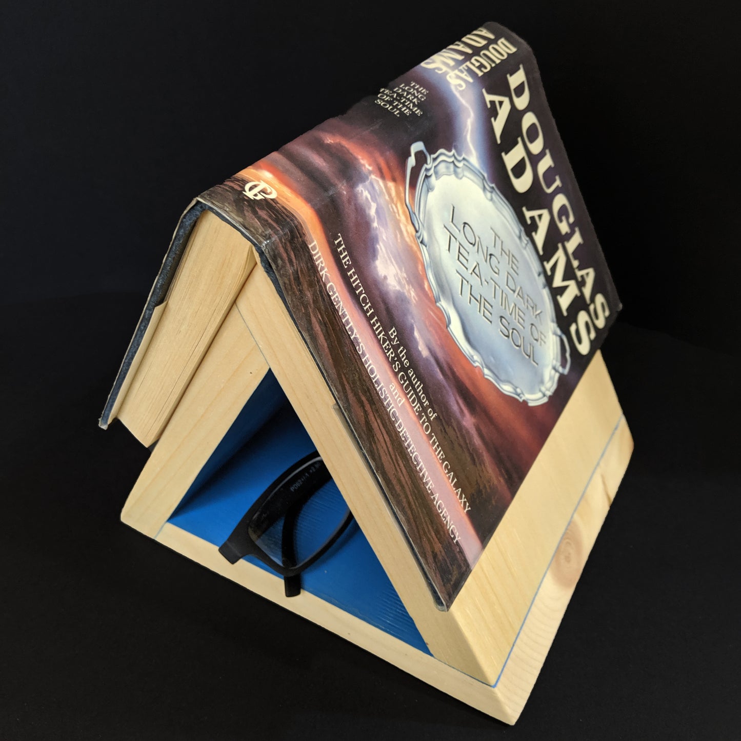 Triangle Book Stand