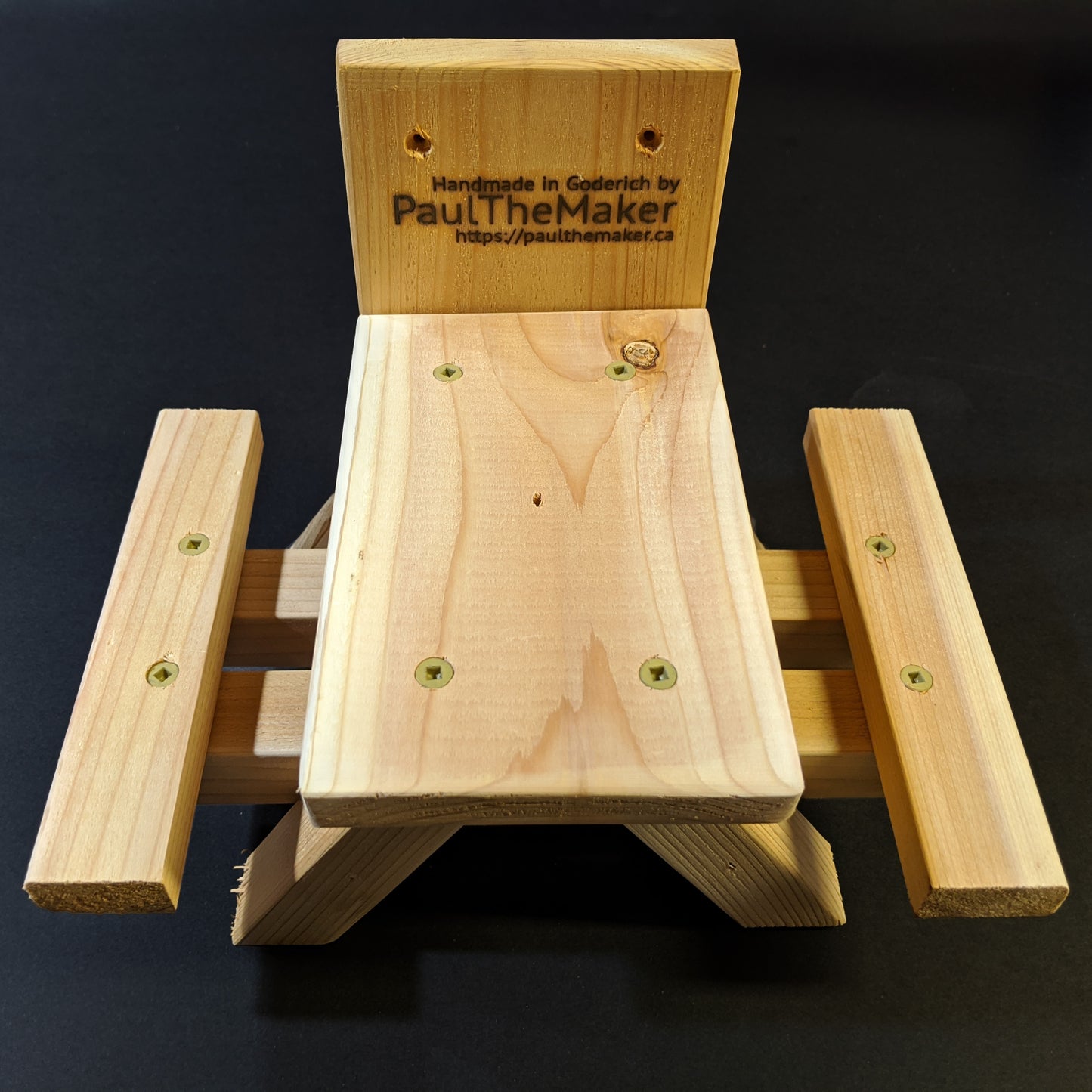 JuniorMaker Picnic Table Squirrel Feeder Kit