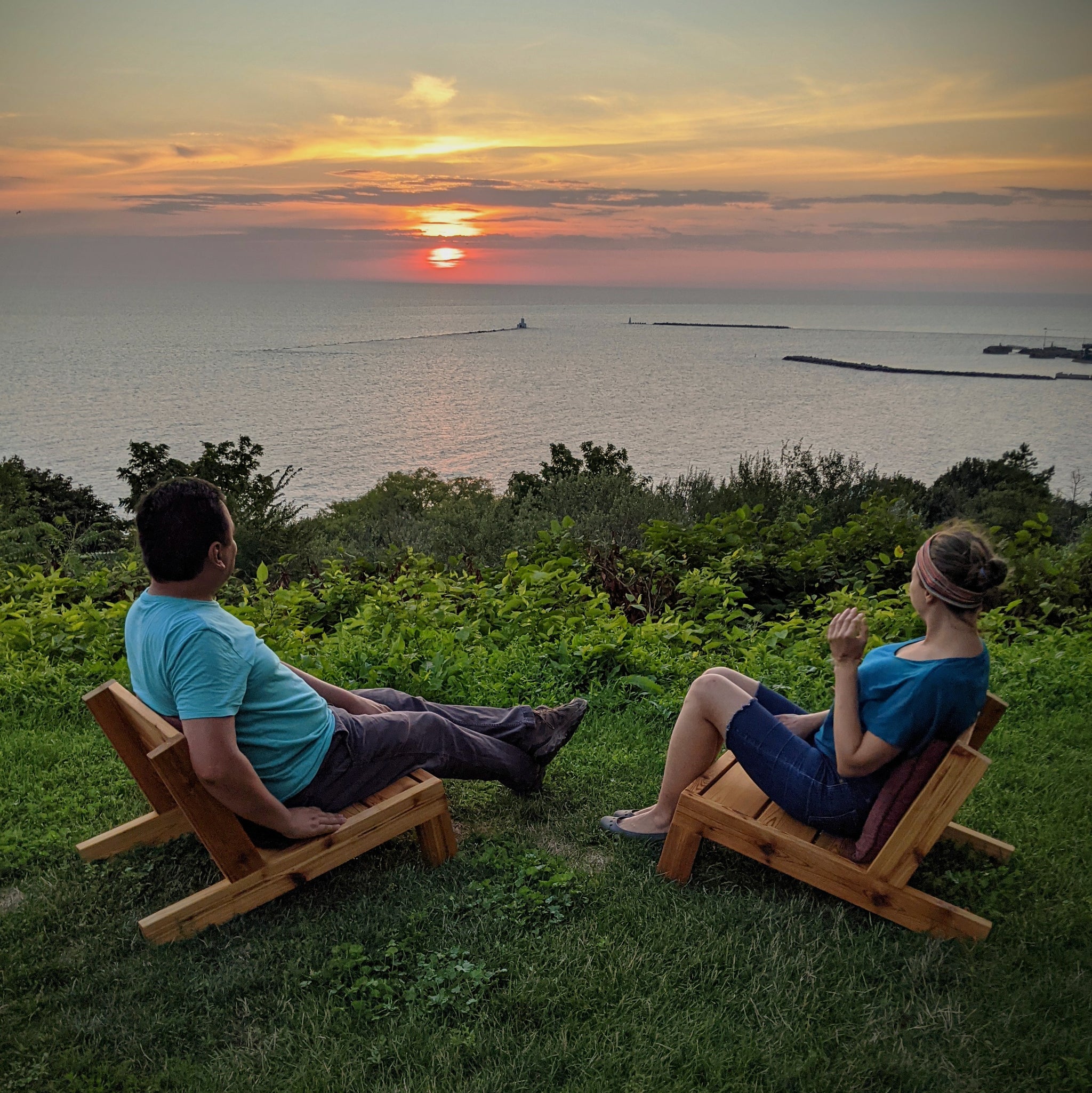 Goderich Sunset Beach Chair and Table Set – PaulTheMaker