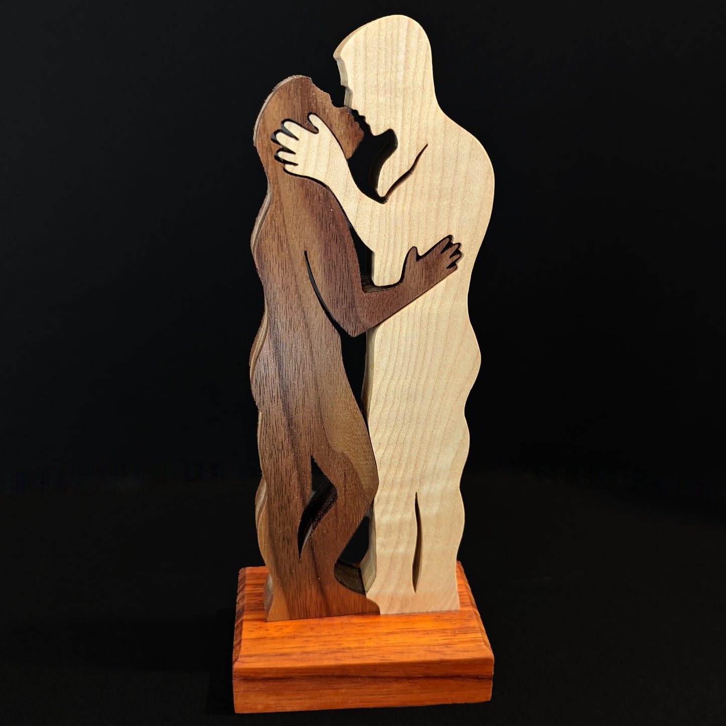 Designer Series by Bethany Davidson - Kissing Couple